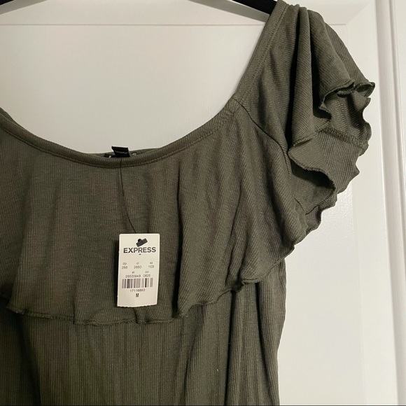 NWT Express Ribbed Olive Green Ruffle Off-the-Shoulder Bodysuit size Medium - Picture 2 of 6